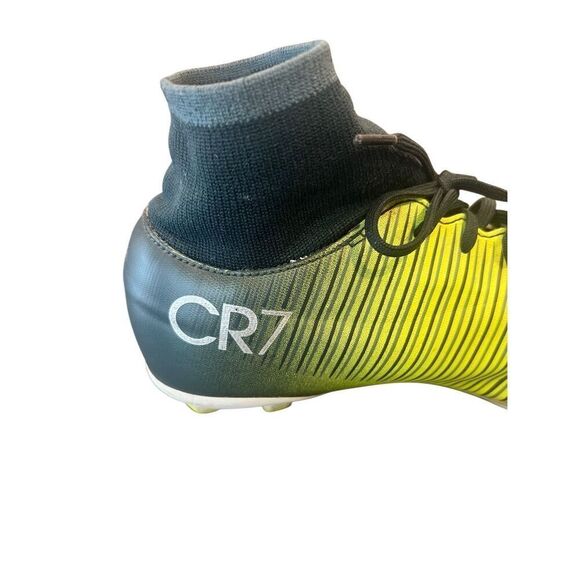 NIKE MERCURIAL VICTORY VI CR7 Soccer  Boots Cleats size 6 Youth - Picture 8 of 11